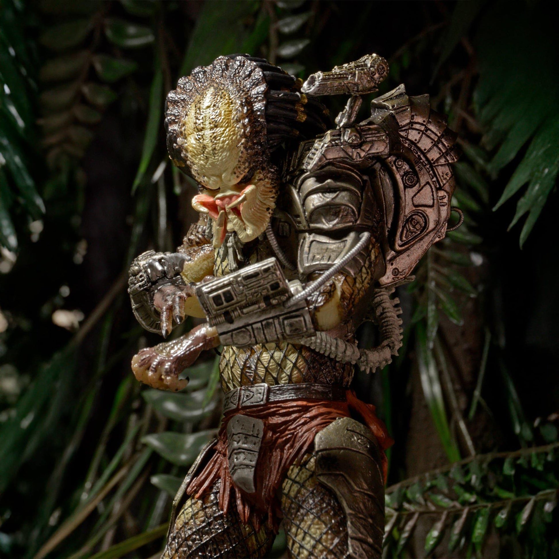 Predator - 7” Scale Action Figure - Ultimate Jungle Hunter